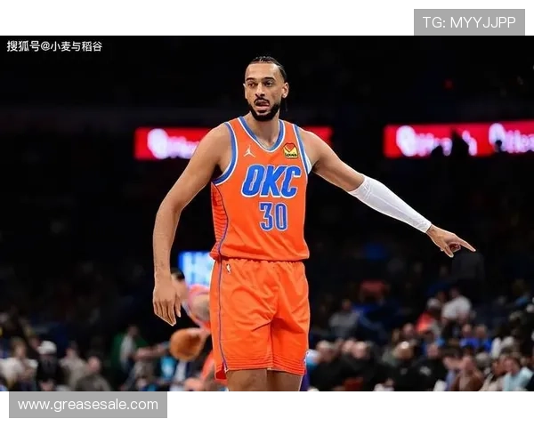 奥萨尔上半场高效表现8投6中贡献12分1助1断 成为球队得分利器